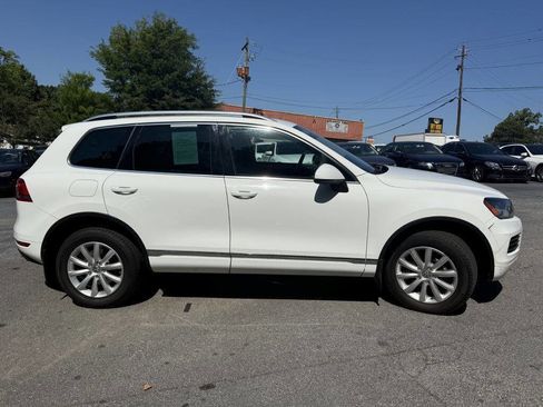 Used 2012 Volkswagen Touareg VR6 AWD/4WD image 4