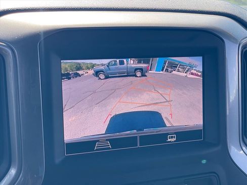 Used 2023 Chevrolet Silverado 1500 Custom AWD/4WD image 16