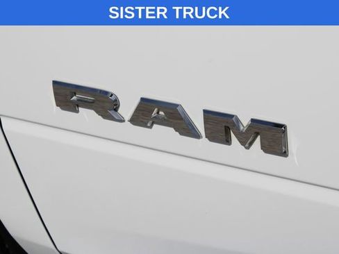 Used 2024 RAM 2500 Big Horn w/ Off Road Package image 15