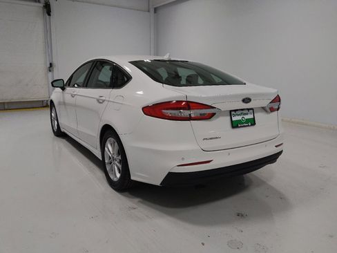 Used 2020 Ford Fusion SE FWD image 5