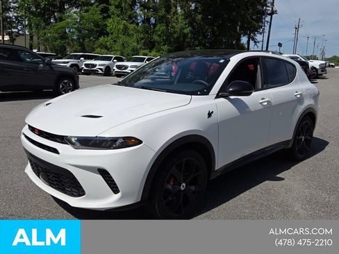 Used 2025 Dodge Hornet R/T w/ R/T Plus Package AWD/4WD image 3