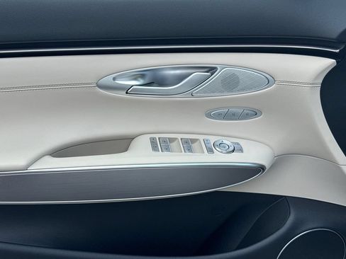 New 2026 Genesis GV70 2.5T Select AWD/4WD image 10