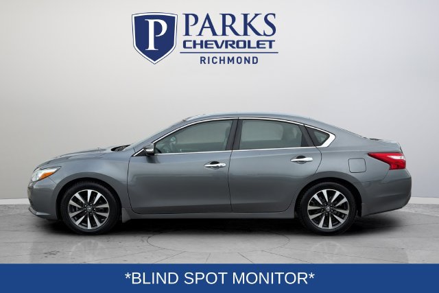 Used 2016 Nissan Altima 2.5 SV w/ Convenience Package FWD image 5