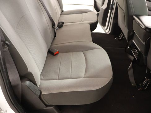 Used 2021 RAM 1500 Classic SLT image 13