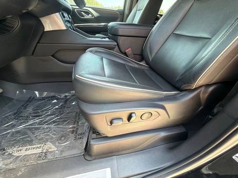 Used 2021 Chevrolet Tahoe Premier w/ Premium Package AWD/4WD image 20