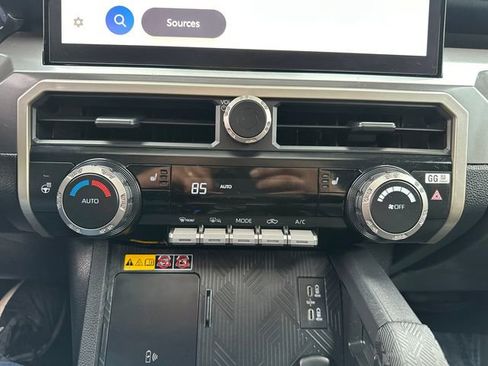 Certified 2025 Toyota Tacoma TRD Off-Road w/ TRD Off Road Upgrade Package image 38