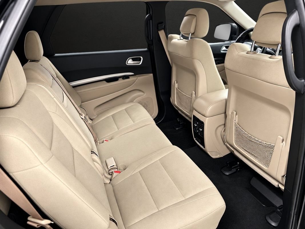 Used 2019 Dodge Durango SXT w/ 3rd Row Seating Group AWD/4WD image 24