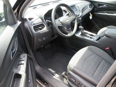 Used 2024 Chevrolet Equinox LT FWD image 13