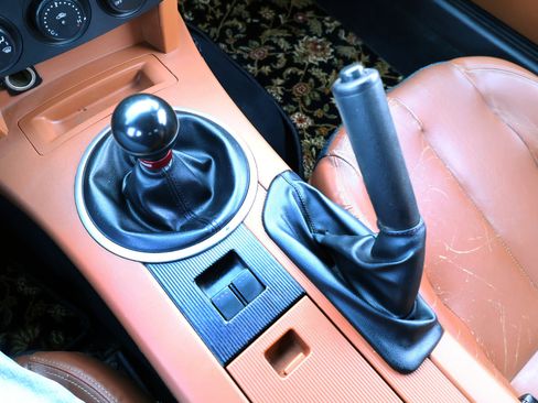 Used 2006 MAZDA MX-5 Miata Grand Touring w/ Suspension Pkg image 43