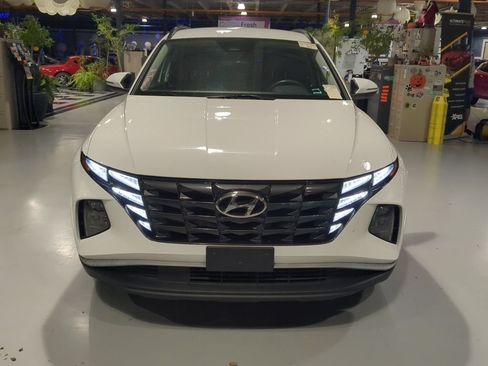 Used 2023 Hyundai Tucson SEL FWD image 3