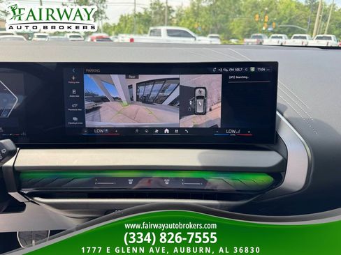 Used 2025 BMW X3 xDrive30i AWD/4WD image 21