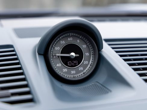 Certified 2022 Porsche 911 Turbo S image 34