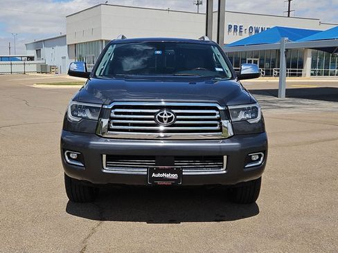 Used 2020 Toyota Sequoia Platinum AWD/4WD image 2