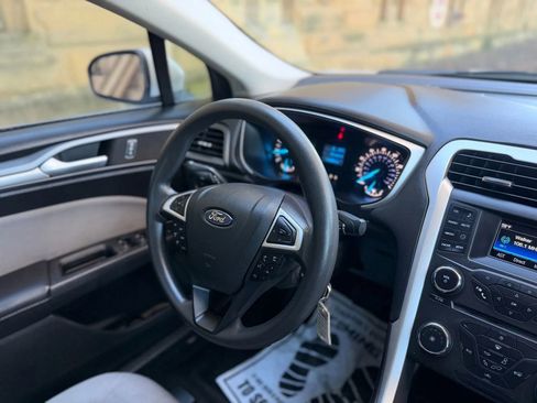 Used 2016 Ford Fusion S image 11