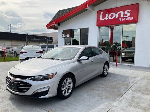 Used 2019 Chevrolet Malibu LT FWD image 5