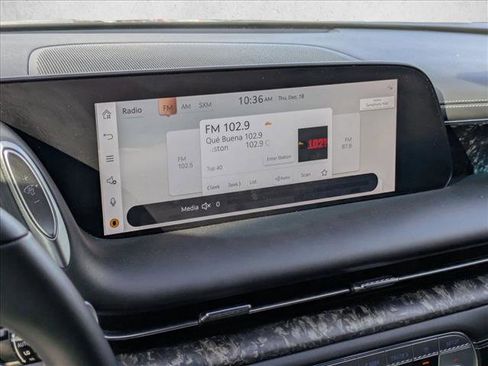 Used 2024 Genesis G90 3.5T image 12