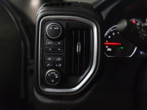 Used 2022 Chevrolet Silverado 1500 RST image 30