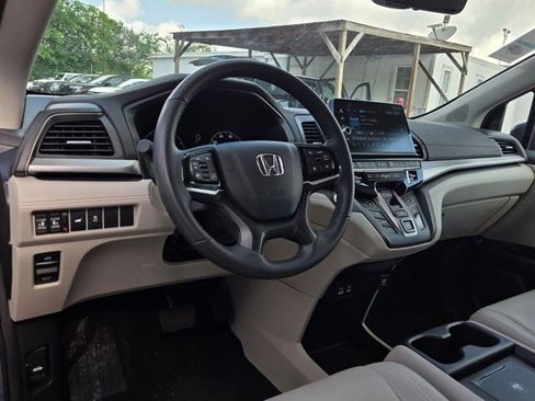 Used 2025 Honda Odyssey EX-L image 15