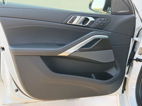 New 2026 BMW X6 M60i w/ Parking Assistance Package image 21