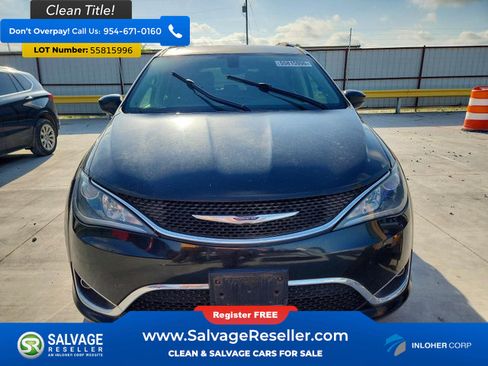 Used 2018 Chrysler Pacifica Touring-L Plus w/ Tire & Wheel Group FWD image 7