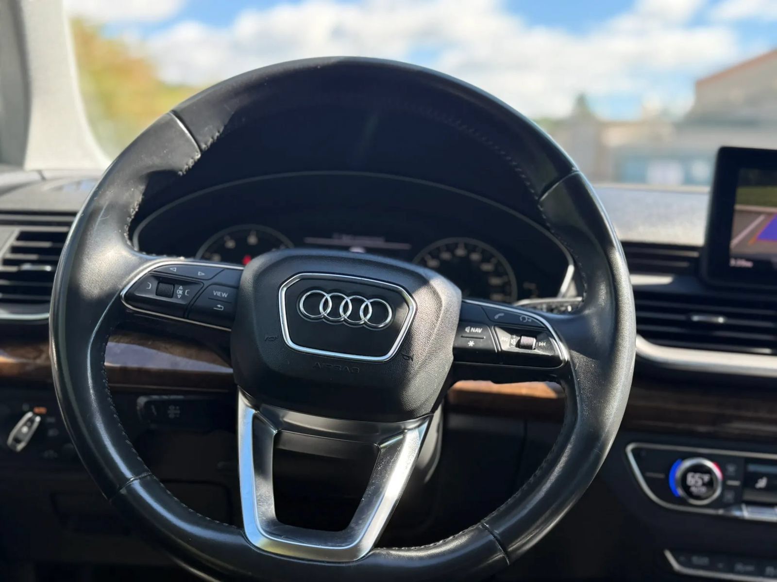 Used 2018 Audi Q5 2.0T Premium w/ Convenience Package AWD/4WD image 20