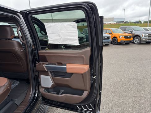 New 2025 Ford F150 King Ranch w/ FX4 Off-Road Package AWD/4WD image 15