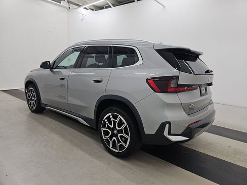 Used 2025 BMW X1 xDrive28i AWD/4WD image 3