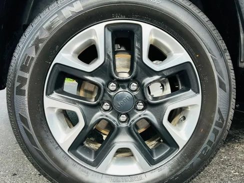 Used 2018 Jeep Compass Trailhawk w/ Safe & Security Group AWD/4WD image 26