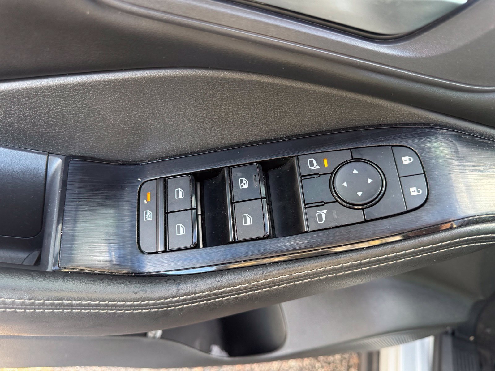 Certified 2023 Nissan Rogue SV w/ SV Premium B Package FWD image 13