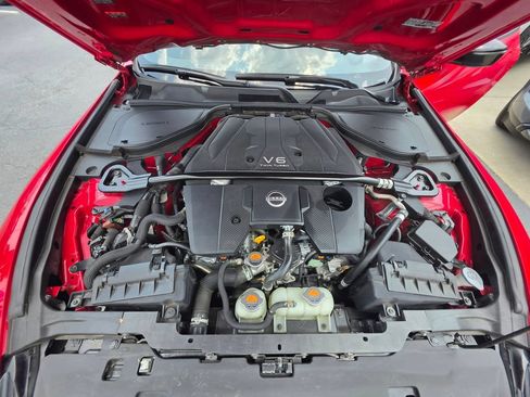 Certified 2025 Nissan Z Performance w/ Floor Mat Package RWD image 10