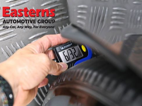 Used 2025 Nissan Sentra S FWD image 25