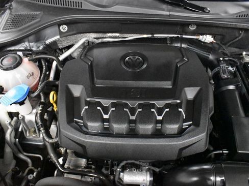 Used 2020 Volkswagen Passat 2.0T SEL image 11