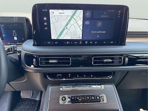 New 2025 Lincoln Aviator Reserve w/ Equipment Group 201A image 10