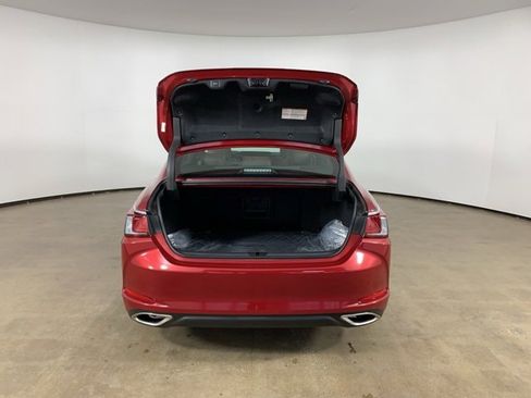 Used 2025 Lexus ES 350 350 Luxury w/ Accessory Package (Z2) image 12