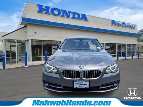 Used 2015 BMW 535i xDrive Sedan AWD/4WD image 2