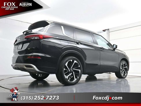 Used 2023 Mitsubishi Outlander SEL 40th Anniversary AWD/4WD image 25
