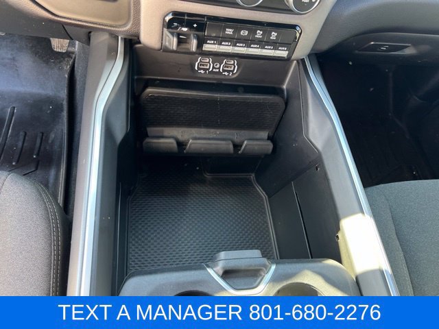 Used 2022 RAM 2500 Big Horn w/ Level A Equipment Group AWD/4WD image 21