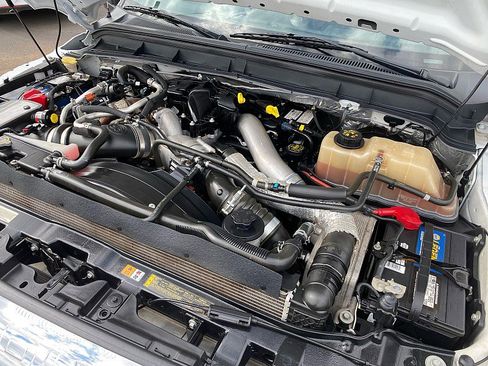 Used 2013 Ford F350 XLT w/ XLT Premium Pkg image 18