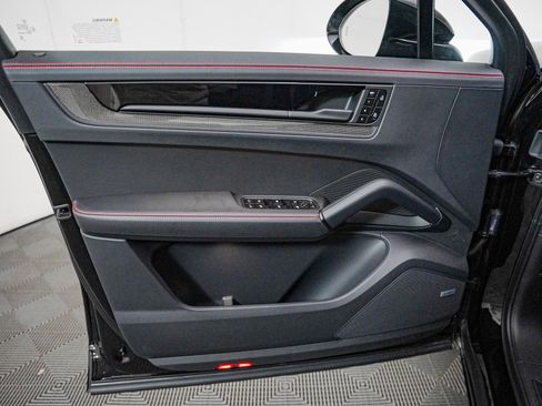 New 2026 Porsche Cayenne GTS image 26