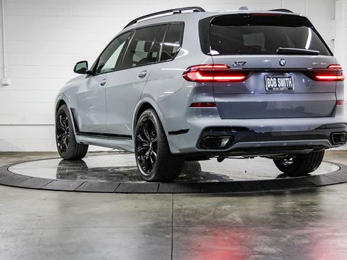 New 2026 BMW X7 xDrive40i w/ M Sport Package image 4
