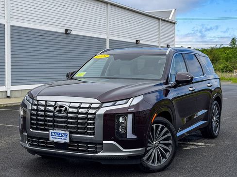 Used 2024 Hyundai Palisade Calligraphy AWD/4WD image 2