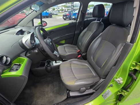 Used 2014 Chevrolet Spark LT FWD image 10