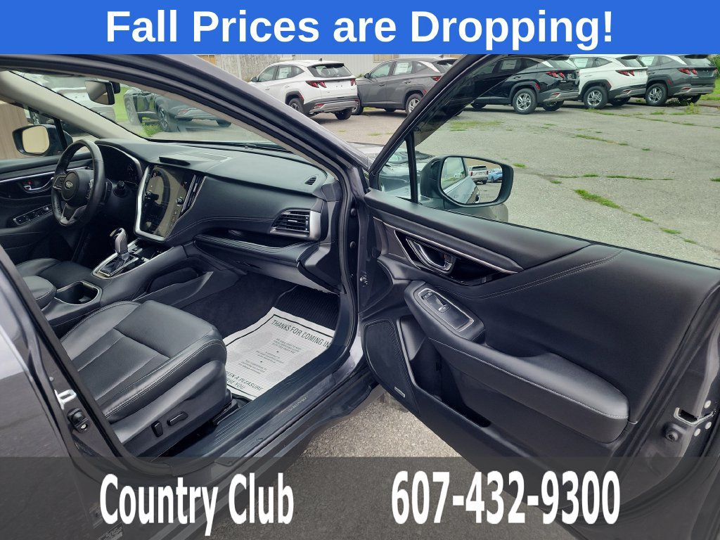 Used 2025 Subaru Outback Limited AWD/4WD image 32
