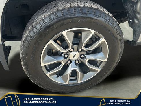 Certified 2025 Chevrolet Silverado 1500 RST AWD/4WD image 34