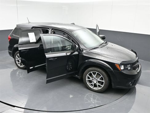 Used 2017 Dodge Journey GT w/ Driver Convenience Group image 38