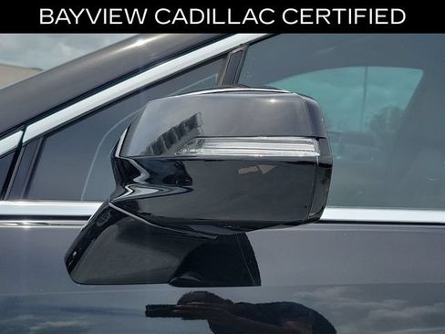 Certified 2024 Cadillac XT5 Luxury FWD image 12
