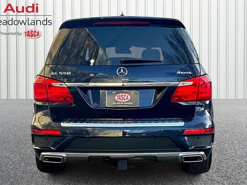 Used 2016 Mercedes-Benz GL 550 4MATIC image 5