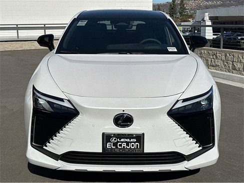 New 2026 Lexus RZ 450e AWD image 3
