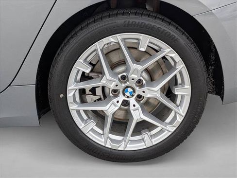 Used 2025 BMW 330i Sedan w/ Convenience Package RWD image 24