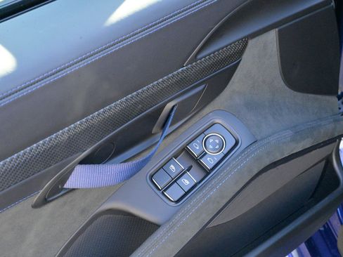 Used 2025 Porsche 718 Cayman GT4 RS image 21